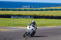 anglesey-no-limits-trackday;anglesey-photographs;anglesey-trackday-photographs;enduro-digital-images;event-digital-images;eventdigitalimages;no-limits-trackdays;peter-wileman-photography;racing-digital-images;trac-mon;trackday-digital-images;trackday-photos;ty-croes